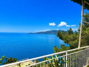 Casa Panorama Tigullio |  -  - 