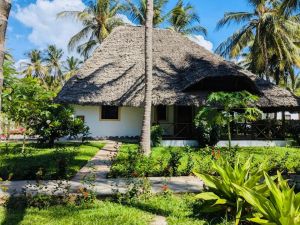 Cottages Mambrui Beach |  -  - 