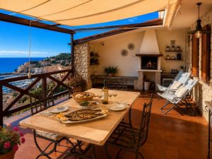 Casa Reale Giglio |  -  - 