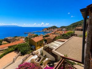 Casa Reale Giglio |  -  - 