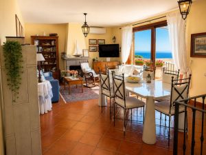 Casa Reale Giglio |  -  - 