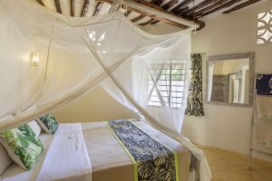AESTUS VILLAS RESORT  DIANI BEACH |  -  - 