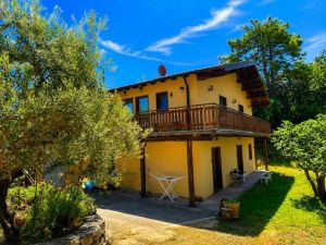 Tenuta la Farfalla Dorata |  -  - 
