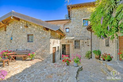 Agriturismo Lunigiana Mare |  -  - 