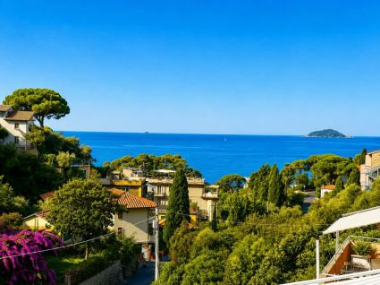 La Casa sulle Isole |  -  - 