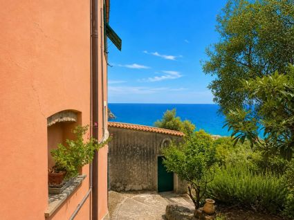 Casa Regina di Bonassola |  -  - 