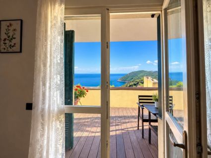 La Casa tra il Cielo e il mare  |  -  - 