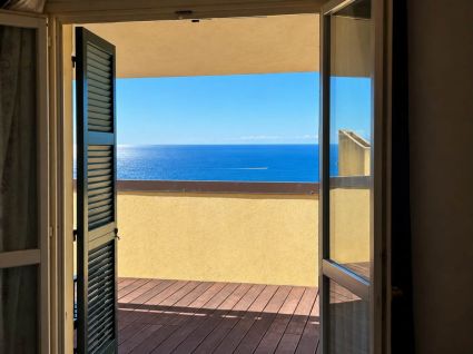 La Casa tra il Cielo e il mare  |  -  - 