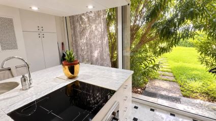Il Giardino con la Brezza di Mare |  -  - 