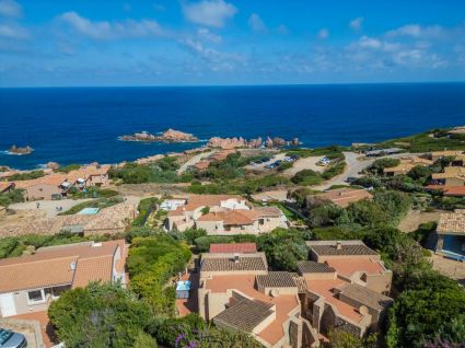 Villetta Nord Sud Ovest Est |  -  - 