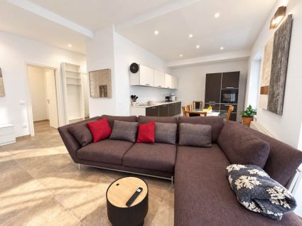 Casa Piazza Cavour |  -  - 