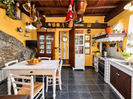 La Casa che Sorride alle Apuane |  -  - 