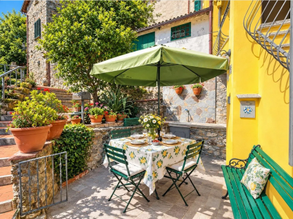 La Casa che Sorride alle Apuane |  -  - 