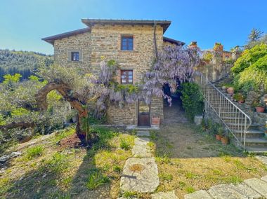 Case & Ville di Pregio
