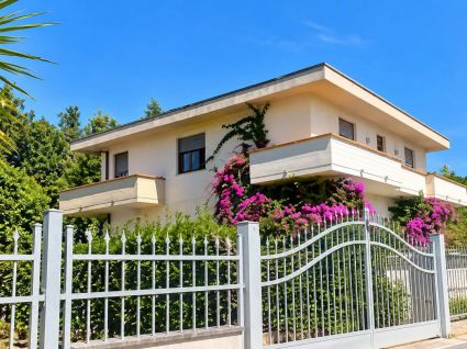 Casa Marina di Massa al Mare - Riviera Apuana